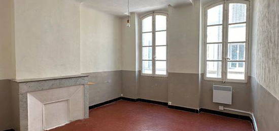 Appartement proche cours julien