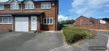 3 bedroom semi-detached house