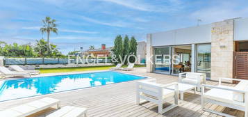 Chalet pareado en venta en Cabrera de Mar