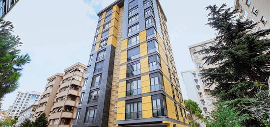 KADIKÖY KIZILTOPRAK KİRALIK YENİ BİNADA SIFIR EŞYALI FERAH DAİRE