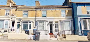 Terraced house to rent in Clarendon Street, Dover CT17