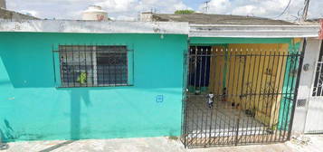 Casa en  Calle 29-a 323, Héctor Victoria, Kanasín, Yucatán, México