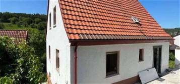 Erstbezug nach Sanierung: Preiswerte 5-Raum-Einfamilienhaus in Lohr am Main