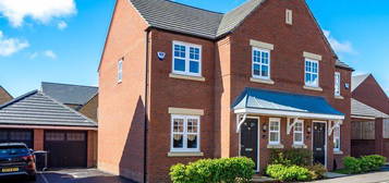 3 bed semi-detached house for sale