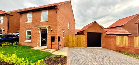 4 bed detached house to rent