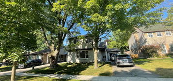 41 Stoddart Dr, Aurora, ON L4G 2G2