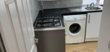 3 bedroom flat to rent