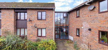 Flat for sale in Farndell Close, Chichester, West Sussex PO19