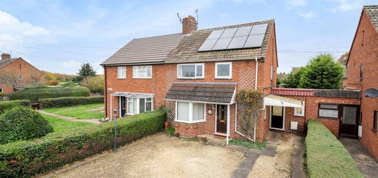 3 bed semi-detached house for sale