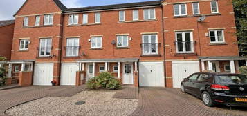 4 bedroom terraced house