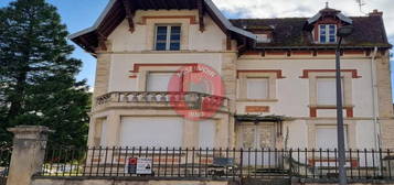 Achat maison 8 pièces 192 m²