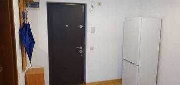 Vand apartament str. Borhanci nr 24, 35 mp + parcare subteran cu CF