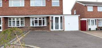 3 bedroom semi-detached house for sale