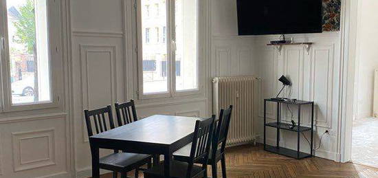 Appartement haussmannien - quartier beauvoisine gare