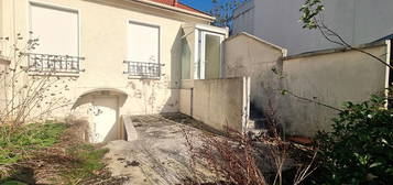 Maison  à vendre, 4 pièces, 3 chambres, 70 m²