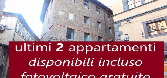 Appartamento via di Calzoleria 44, Provenzano, Siena