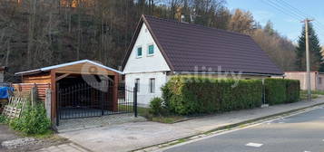 Prodej domu 253 m², pozemek 253 m², Mladobucká, Trutnov