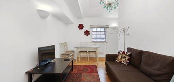 Flat to rent in York Way, Kings Cross N1