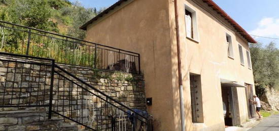 Casa indipendente in vendita in strada Provinciale 29, 2 -18