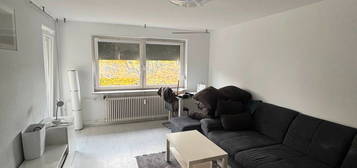 2 Zimmer Wohnung /  Teilmobiliert