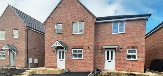 3 bedroom semi-detached house