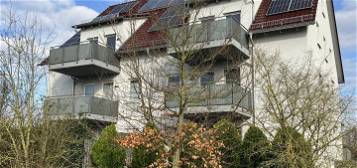 Neuwertige Moderne Helle 3 - 1/2 Zimmer Wohnung mit großer Südterrasse Sennfeld/Rempertshag