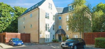 Flat for sale in Lindoe Close, Banister Park, Southampton, Hampshire SO15