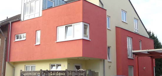 Großzügige 2-Raum-Wohnung mit Dachterrasse in Pulheim-Stommeln