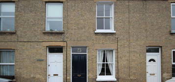 2 bedroom terraced house