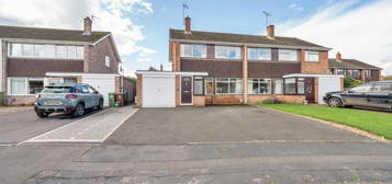 3 bed semi-detached house for sale