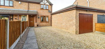 3 bed semi-detached house for sale