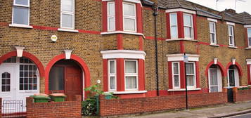 3 bed terraced house to rent