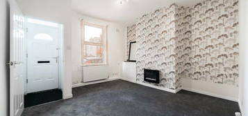 2 bedroom terraced house