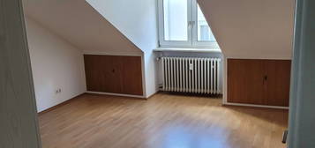 2-Zimmer-Dachgeschosswohnung für eine Person in Pforzheim - Zentrale Lage