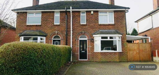 3 bedroom semi-detached house