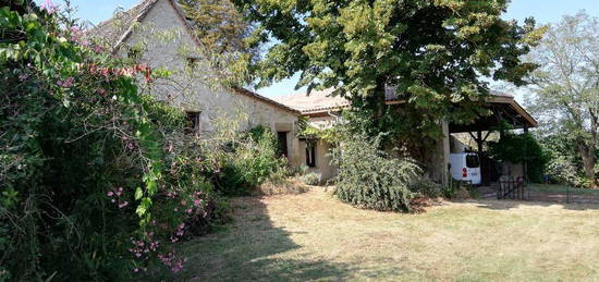 Bel ensemble maison de campagne + grange sur 2000m²