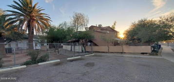 25 W President St, Tucson, AZ 85714