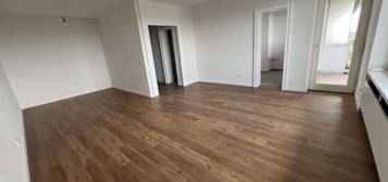 Renoviertes Apartment mit Küche! 10 min zur Südstadt