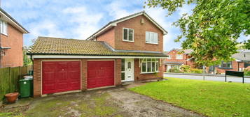 4 bed detached house for sale