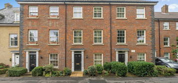 4 bedroom terraced house for sale