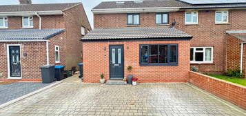 3 bedroom semi-detached house for sale