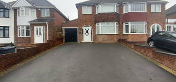 3 bedroom semi-detached house