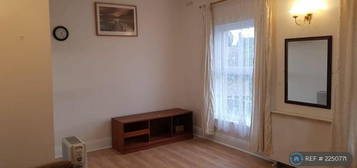 1 bedroom flat