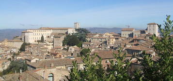 Casa indipendente in vendita in  Parco della Rocca, 1