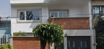 Casa en Venta en Letrán Valle