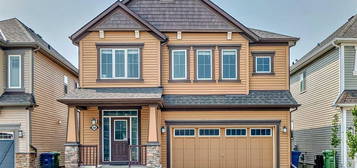 68 E Windgate Close SW, Airdrie, AB T4B 3S9