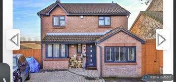 4 bedroom detached house