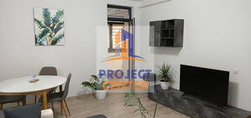 Apartament 2 camere, plus camera birou, parter, central, prima inchiriere