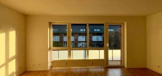 Schöne 4-Zimmerwohnung mit Balkon und offener Wohnküche - zwischen Bonn und Köln gelegen