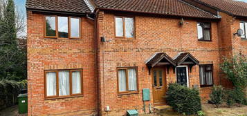 5 bedroom semi-detached house